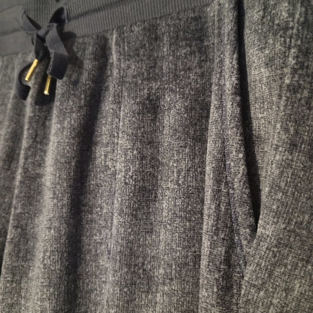Secret Treasures Lounge Pants - Picture 4 of 8